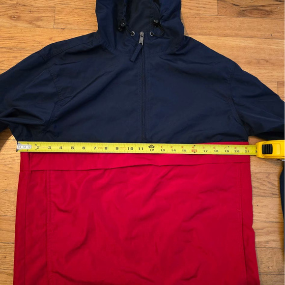 Swiss Tech Windbreaker with hood blue red front zipper pocket size Small 34-36 - Picture 3 of 5